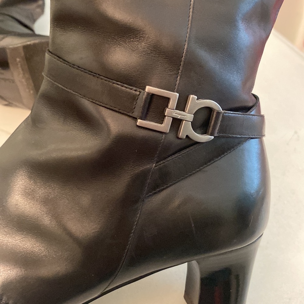 Salvatore Ferragamo Black Leather Mid-Calf Heeled Boots 8.5 - Picture 10 of 16
